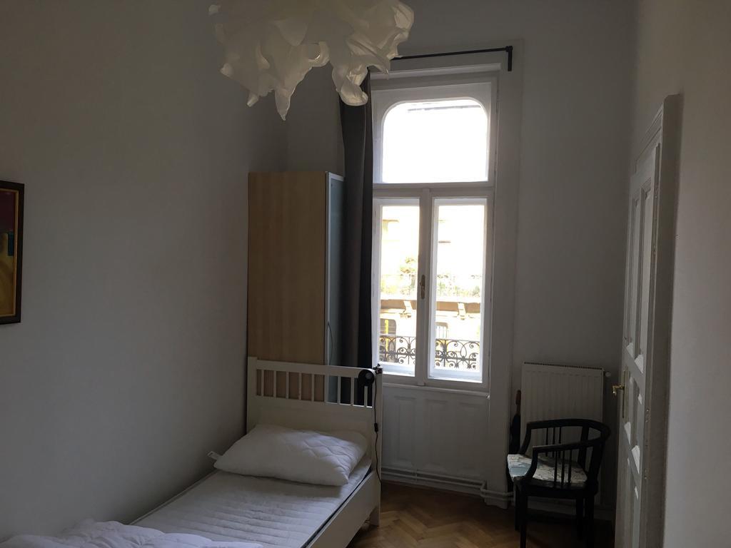 Klauzal Apartman Hostel Boedapest Buitenkant foto